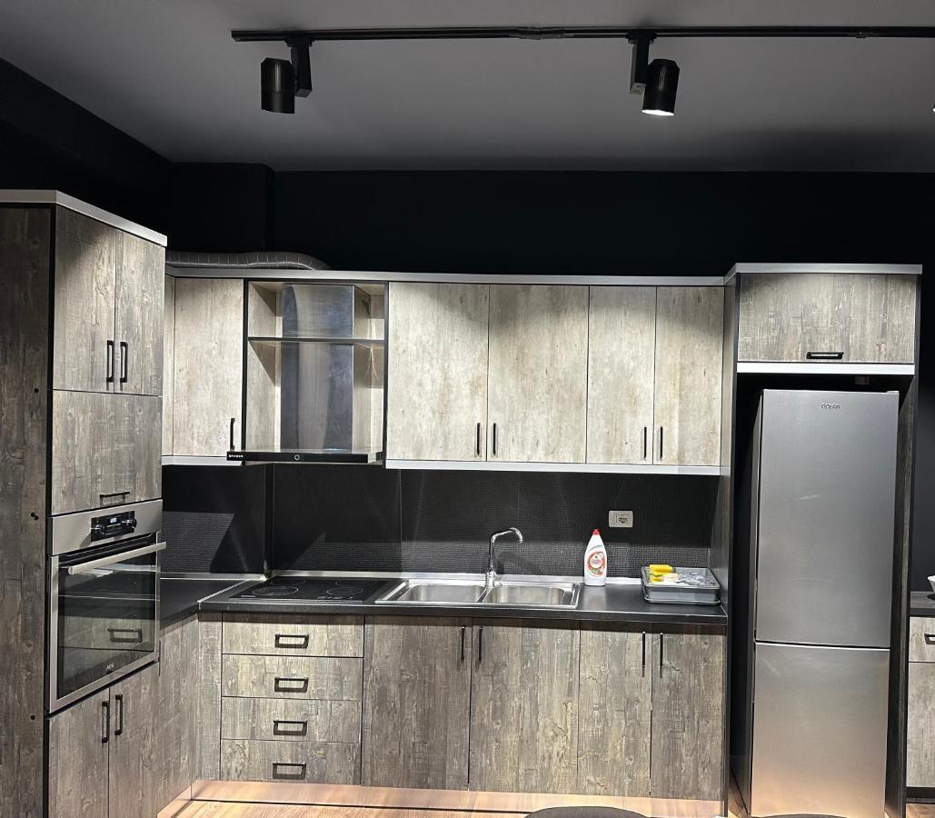 The Krist Apartment Vlorë Екстериор снимка